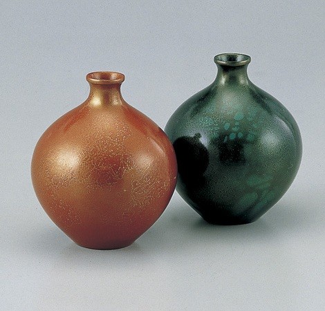 合金製花瓶 - 高岡銅器展示館 合金製花瓶 - 高岡銅器展示館