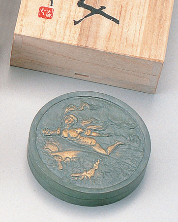 置物 － 北村西望 （1） － - 高岡銅器展示館