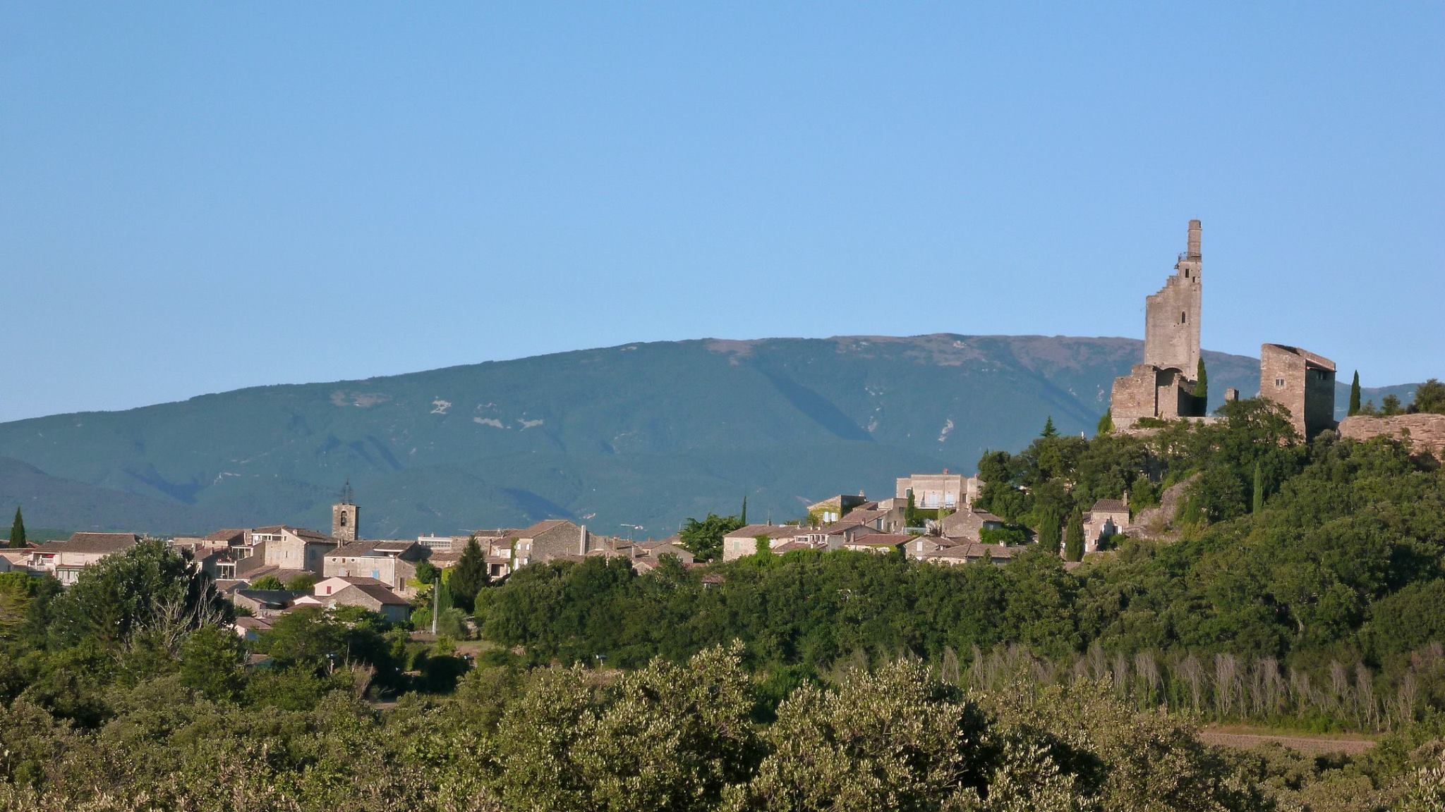 La tour de Chamaret