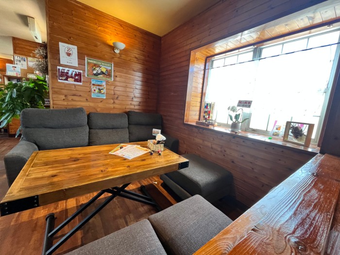 稲沢市　CAFE ALMO　グルメ　坂本塗装　名古屋営業所