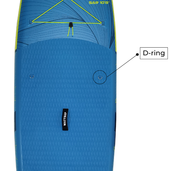 SIÈGE KAYAK COMPATIBLE   Grâce à ses D-rings intégrés, le Sar 10’8’’ peut être équipé d’un siège kayak pour une expérience encore plus polyvalente.   Transformez votre paddle en un kayak confortable en quelques secondes.