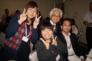 懇親会の様子