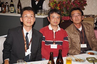 懇親会の様子