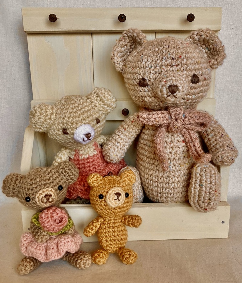 かぎ針編みのあみぐるみは、布のぬいぐるみとちょっと違う