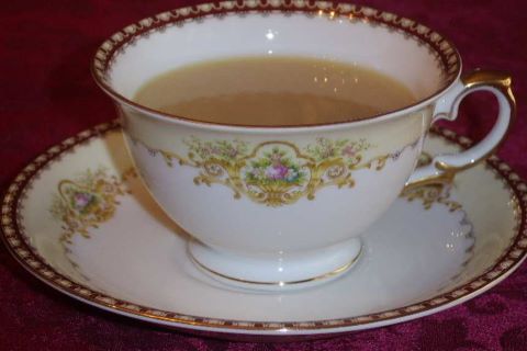Photo by LIFEISGOOD from https://www.food.com/recipe/the-perfect-cup-of-tea-british-style-230372