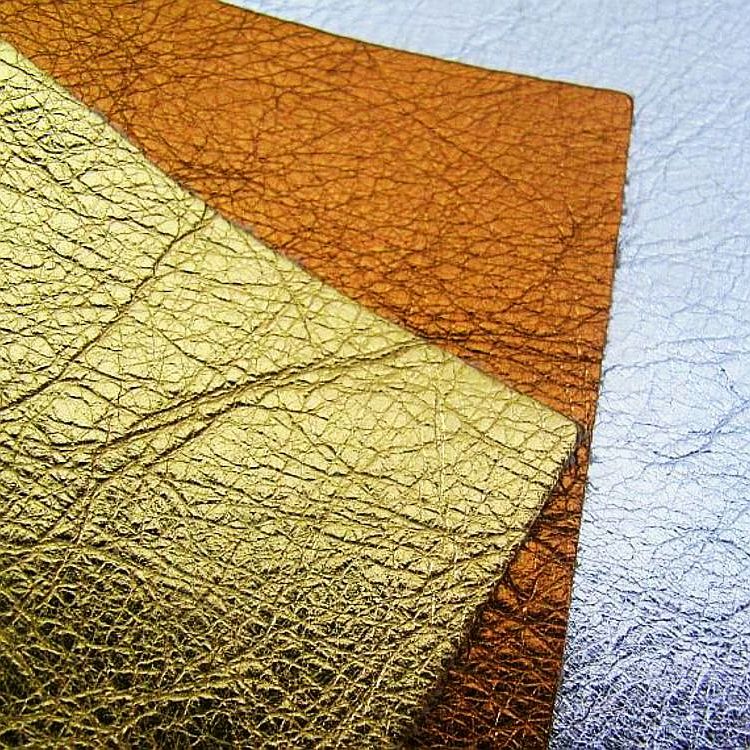 Metallisiertes Leder: Glanz trifft Funktion ...