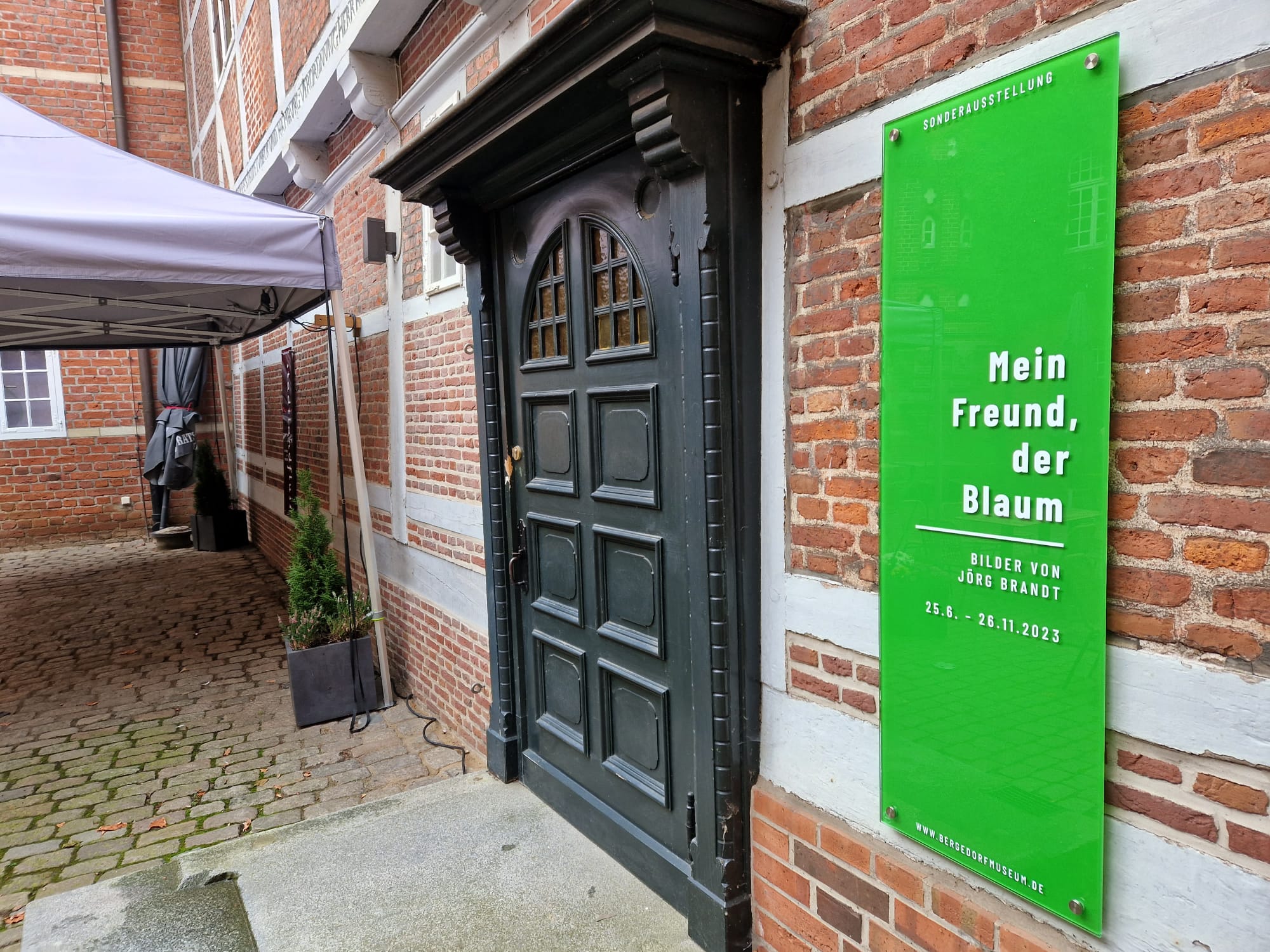 Acrylschilder Hamburg: hochwertige Firmenschilder und Praxisschilder