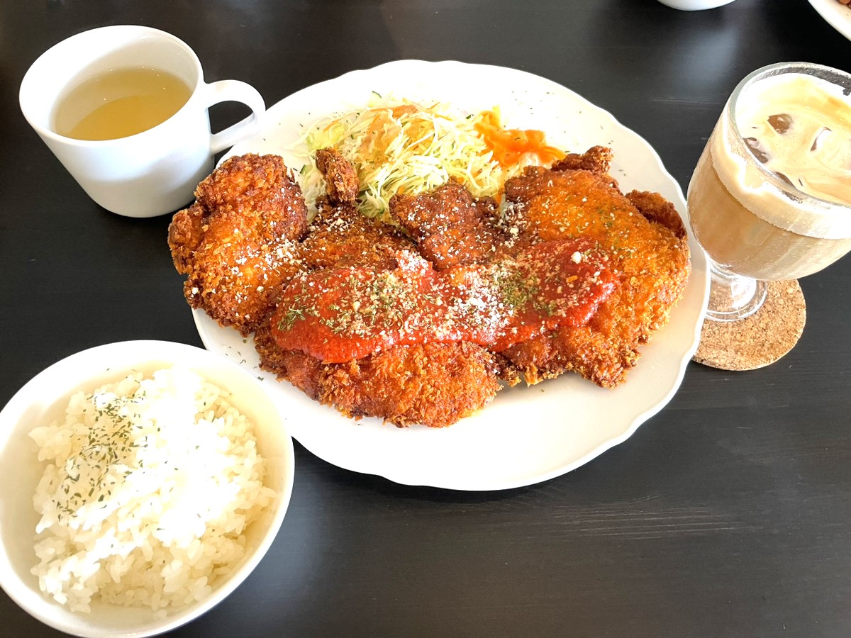 【西坂戸】cafe IWAIDURAでランチ！ボリューム満点のポークカツレツプレート