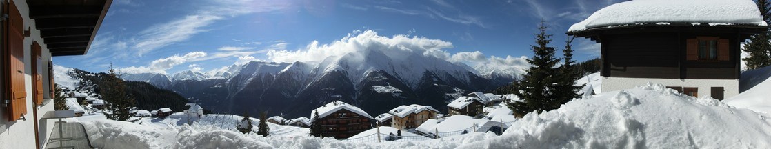 Bild Panorama Bettmeralp und Chalet Balfrin