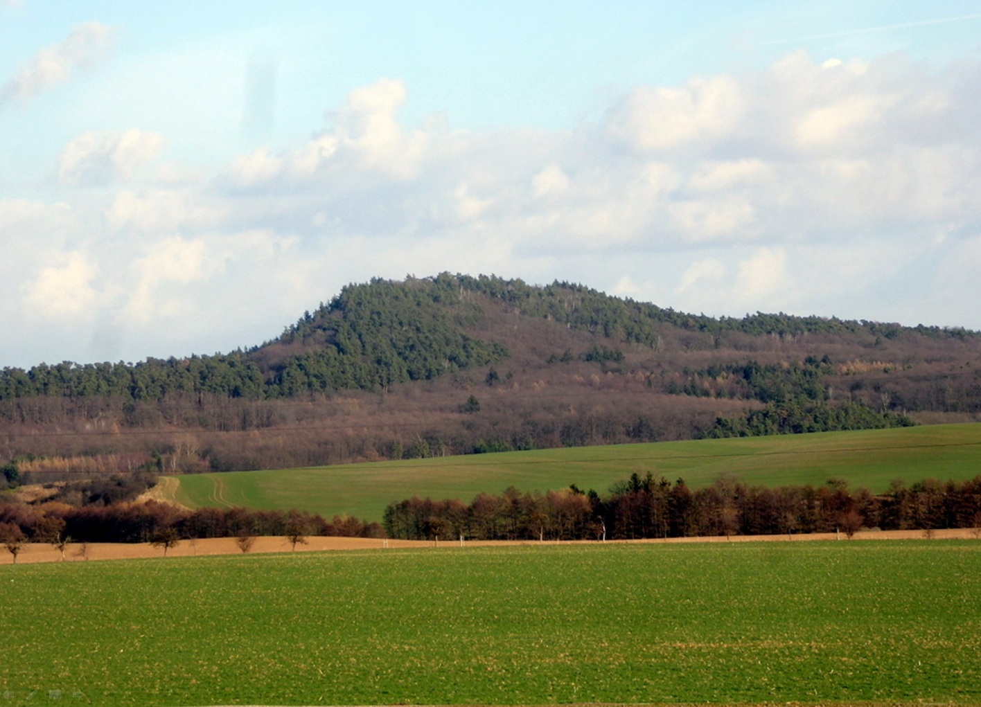 Der Hoppelberg bei Langenstein