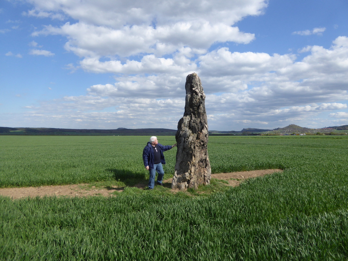 Der Menhir von Benzingerode