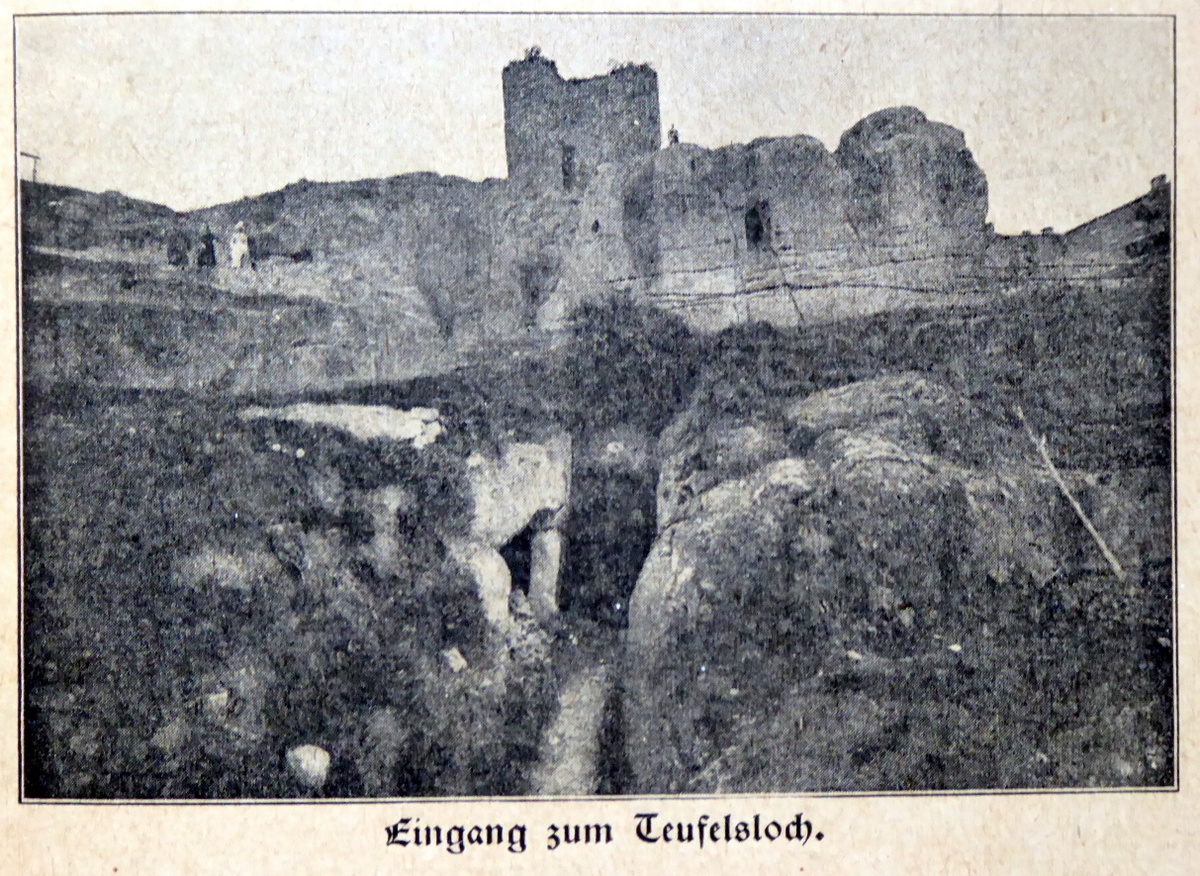 Blick auf den Eingang um 1900