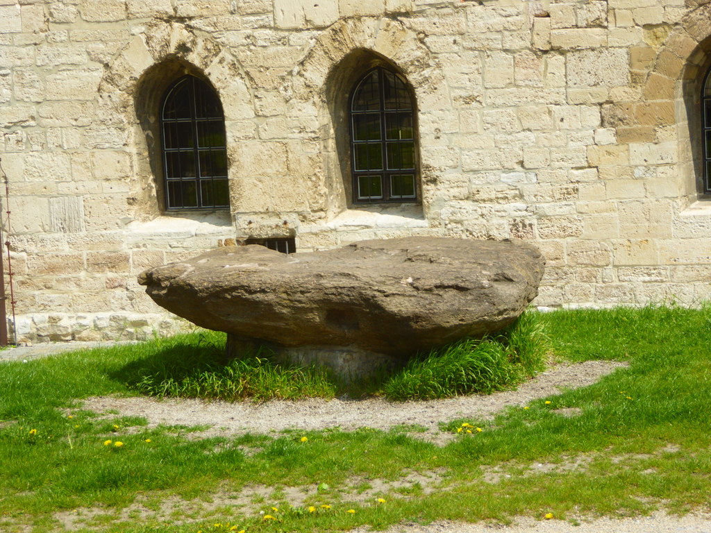 Der Teufelsstein am Dom