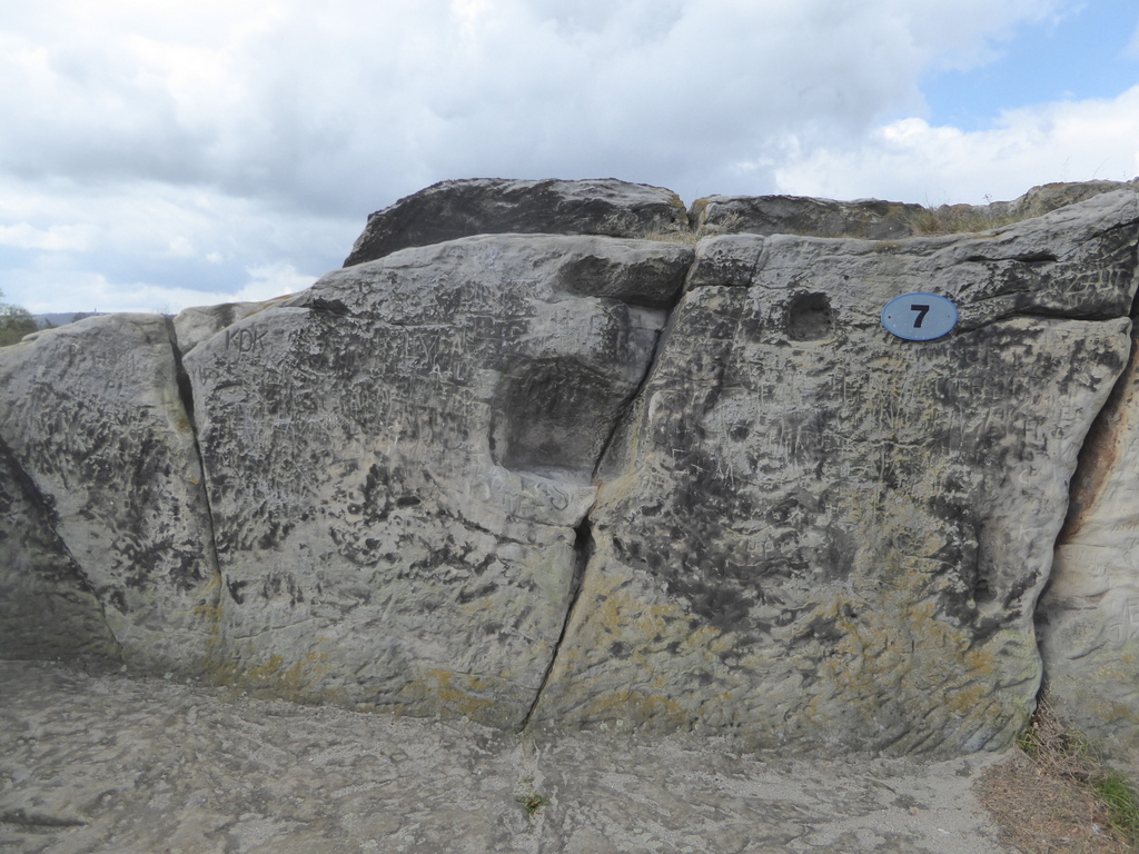 Das kleinere Summloch  am Regenstein 