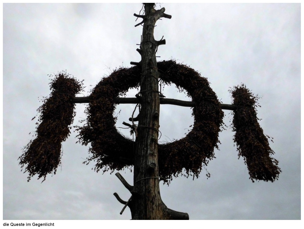 Des keltische? Ringkreuz mit den Quasten