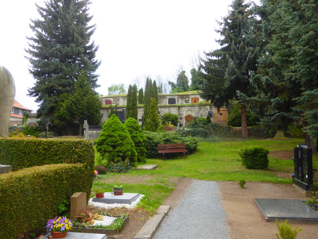 Der Friedhof mit den Grüften