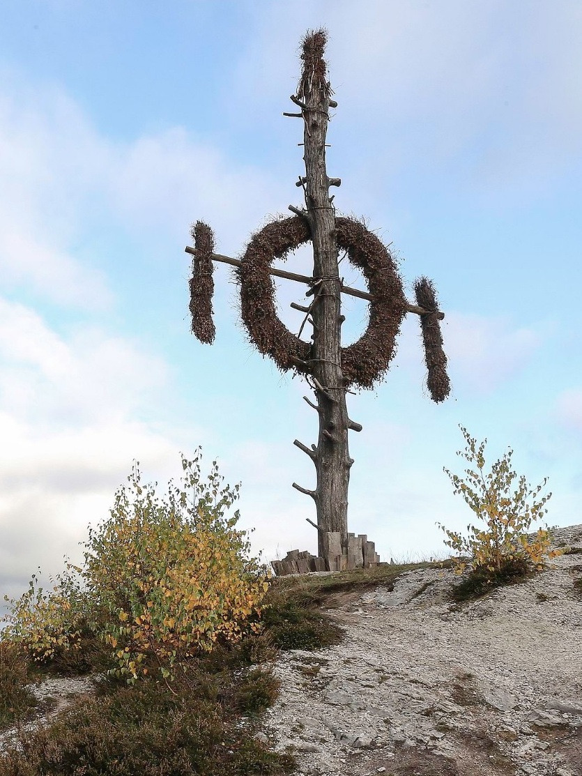 3. Der Questenbaum aus Questenberg im Südharz