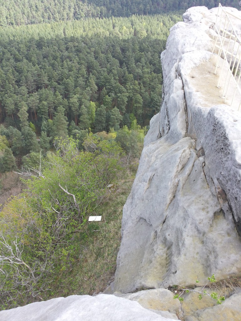 Der Kletterweg am Abgrund