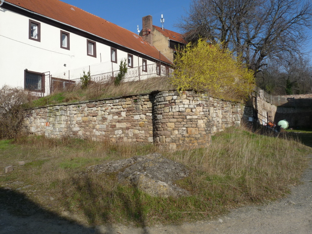 Der Aufgang über den Wirtschaftshof