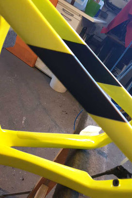 die gleiche Sitzstrebe nach der Reparatur und neuem Design