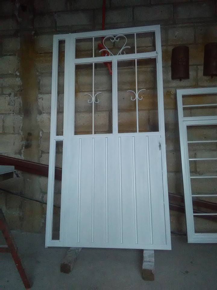 Tablero Para Puerta Grudisa Metal Desplegado Perforado Louvers