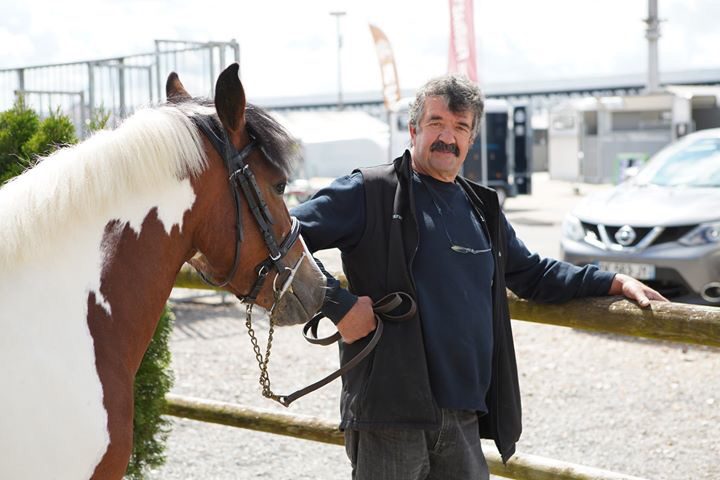 Pendant que Guernika passe sur le ring, Lino veille sur Gochoa