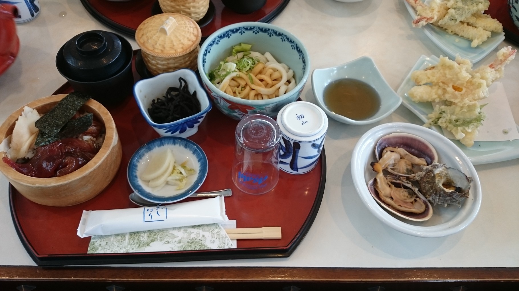 お昼ごはんに伊勢うどんwithてこねずし