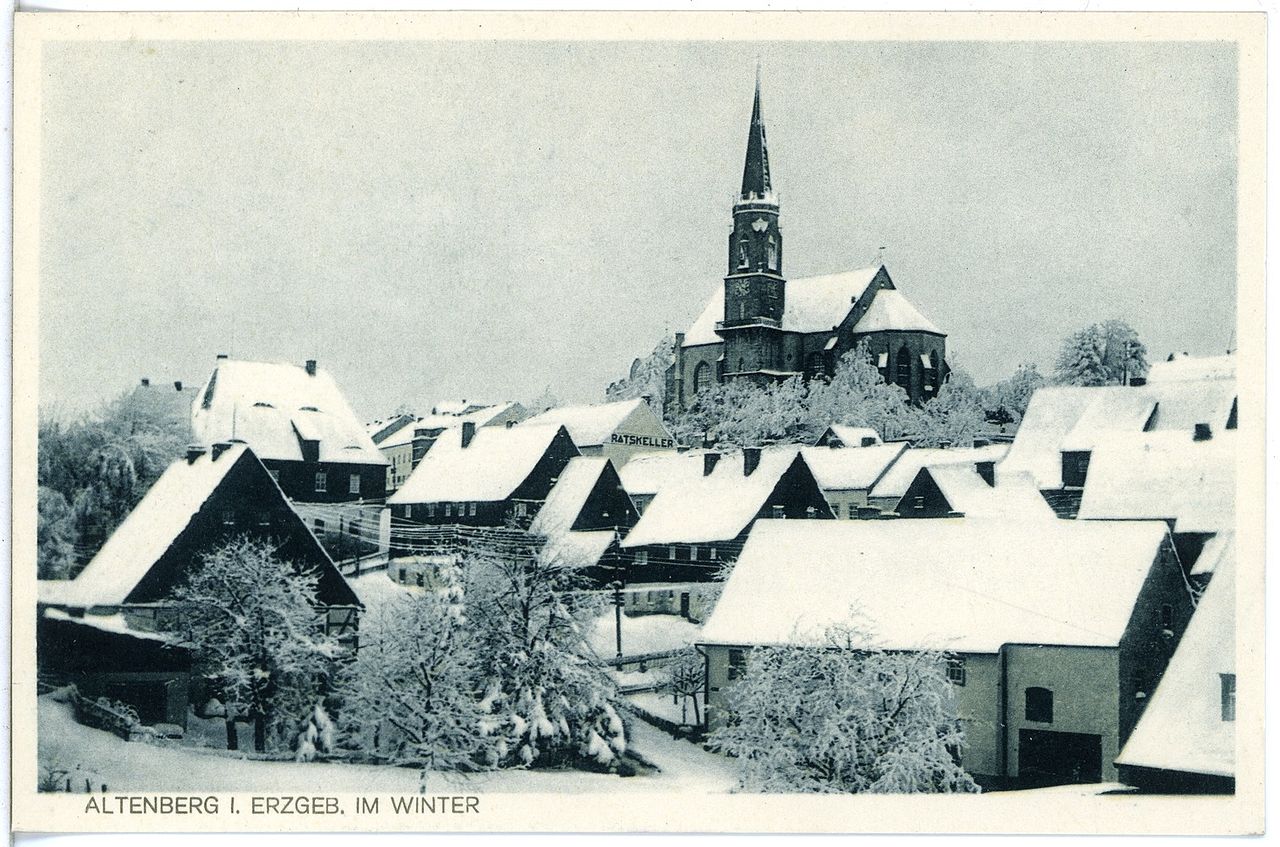 Alte Altenberger Kirche, zerstört im Mai 1945