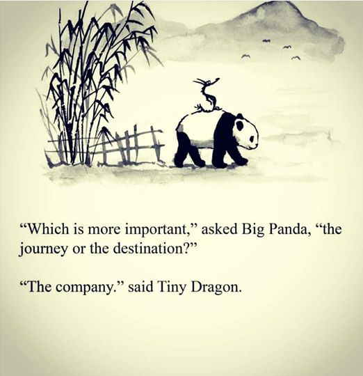 Zwei Freunde, der Panda-Bär und der kleine Drache, / von James Norbury (https://www.jamesnorbury.com/big-panda-tiny-dragon)