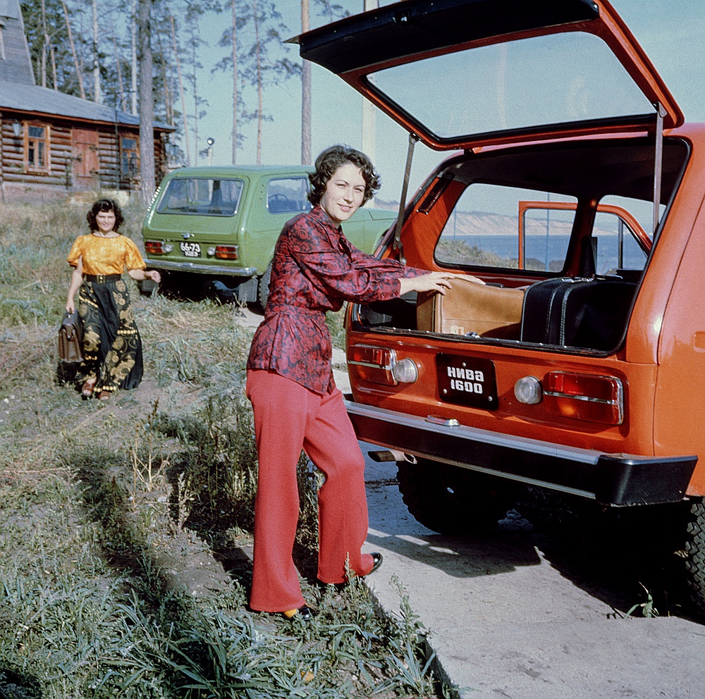 14 Niva VAZ 2121, Sowjetischer Offroader, Foto: Juri Belozerov, 1975