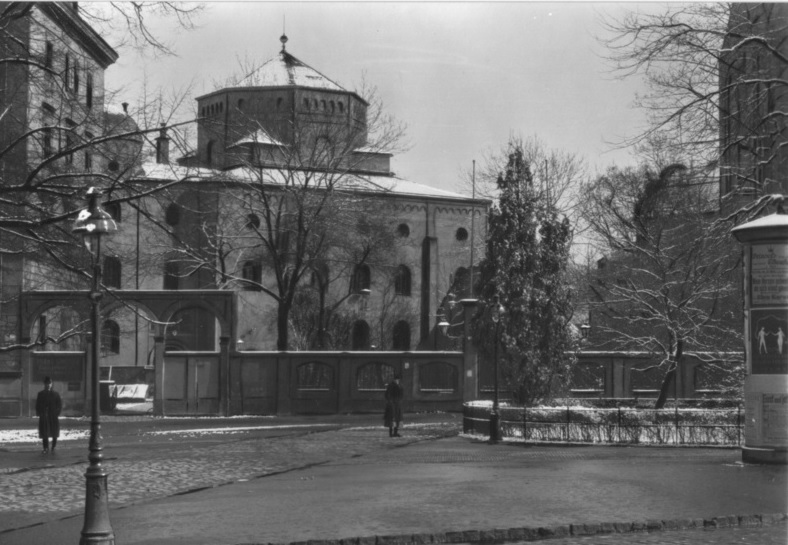 Die Alte Synagoge (Semper-Synagoge) in Dresden im Jahr 1910 (www.wikipedia.org)