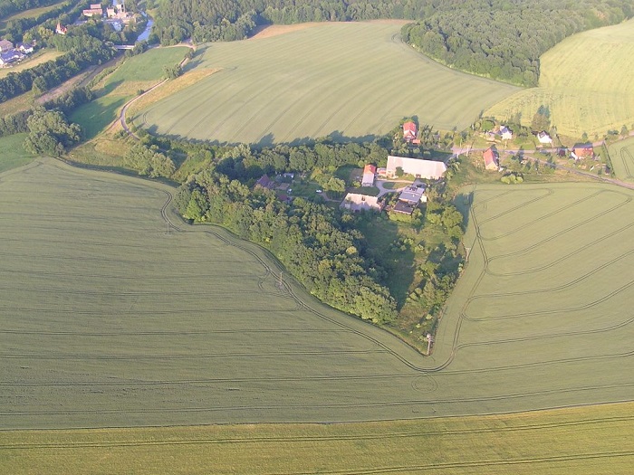 Kummersheim / Strigistal: kleines Dorf. 2017 hatte es 20 Einwohner. (Bild: https://www.striegistal.de/gemeinde/ortsteile/k-z/kummersheim)