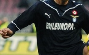 Ausweichtrikot. Mit Sponsor "Edileuropa". Fransiger Schriftzug.