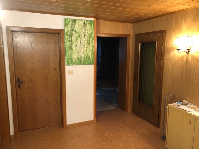 Flur mit Eingangstüre zur Ferienwohnung