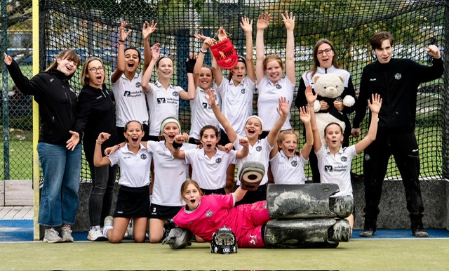 U12w holt erneut den HBW-Titel