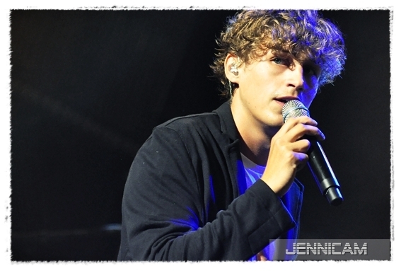 Tim Bendzko, New Pop Festival, 17.9.2011 - (c) Jennifer Trautmann –