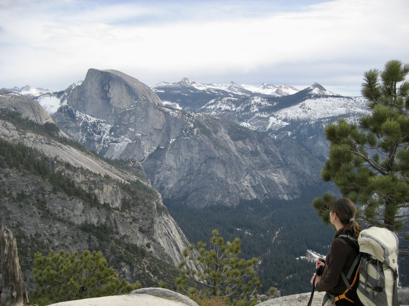 Top of Yosemite Falls mit Blick auf Half Dome Yosemite National Park