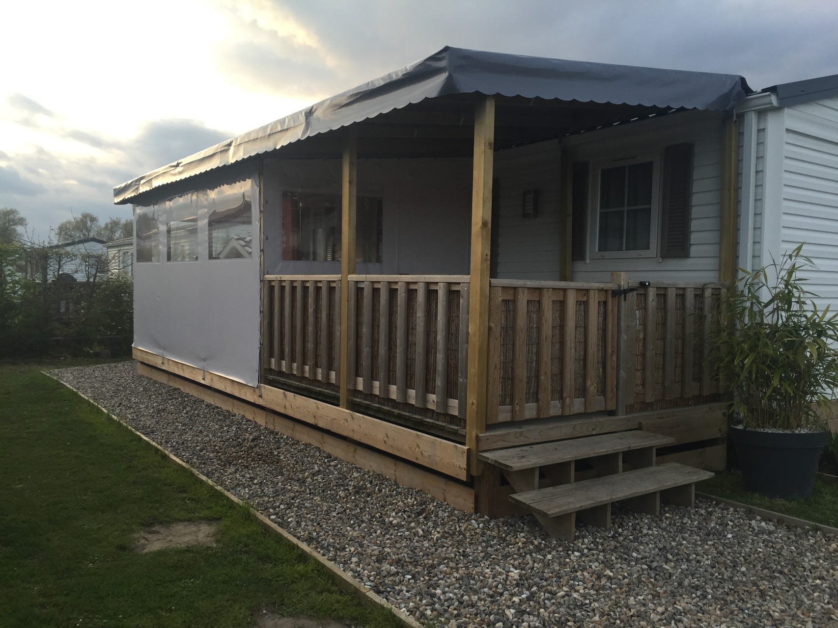 terrasse du lys vente de terrasse mobil home et chalet couverte ou non, façade , joue, côté, neuf et occasion