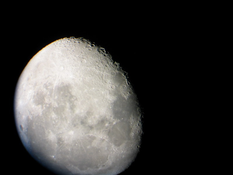 Luna en afocal con cánon G3 compacta