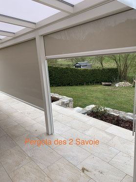 installation d'un store sur une pergola des 2 Savoie