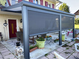 store vertical sur mesure, régule la lumière et la chaleur de votre terrasse