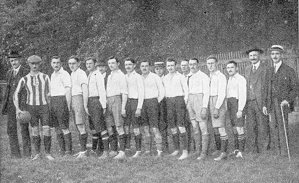 Erstes Bild der Wacker-Elf 1909