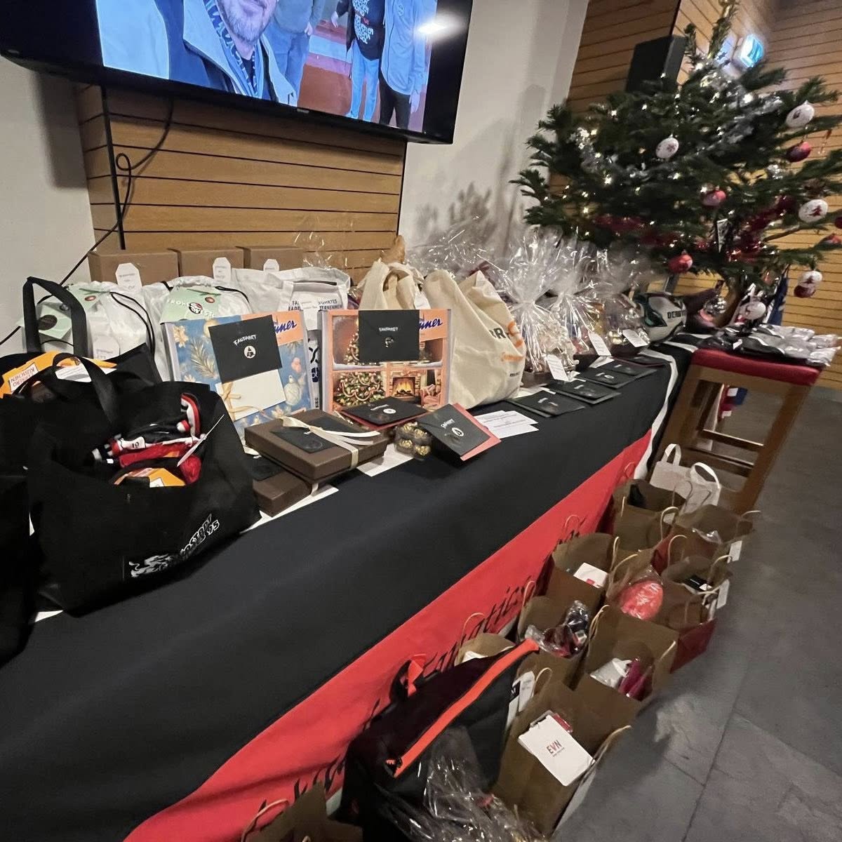 Dank zahlreicher Unterstützer konnten tolle Preise verlost werden