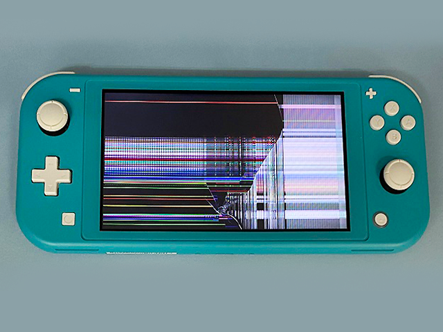 ニンテンドースイッチライト画面割れ修理 ゲーム機修理専門店 さいたま北浦和駅７分