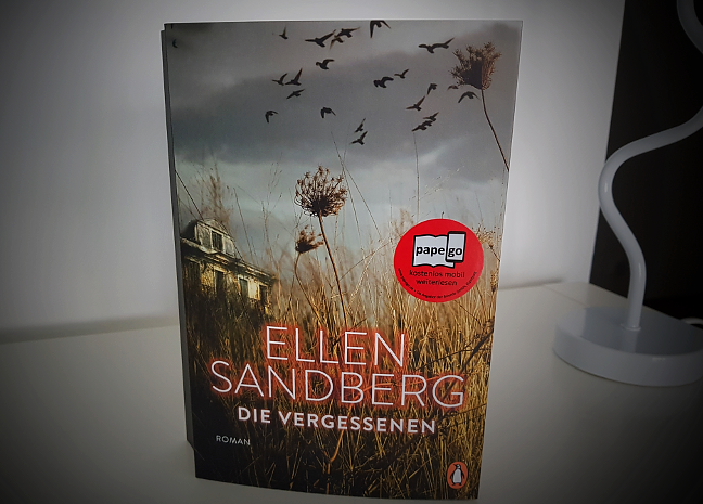 Buchcover "Die Geschichte der Bienen" von Maja Lunde