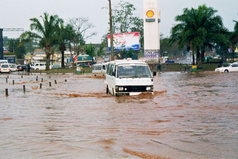 Beinahe wäre der Abflug von Kampala im wahrsten Sinne des Wortes...