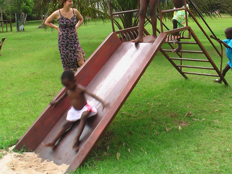 ...für afrikanische Kinder ja keine Selbstverständlichkeit.