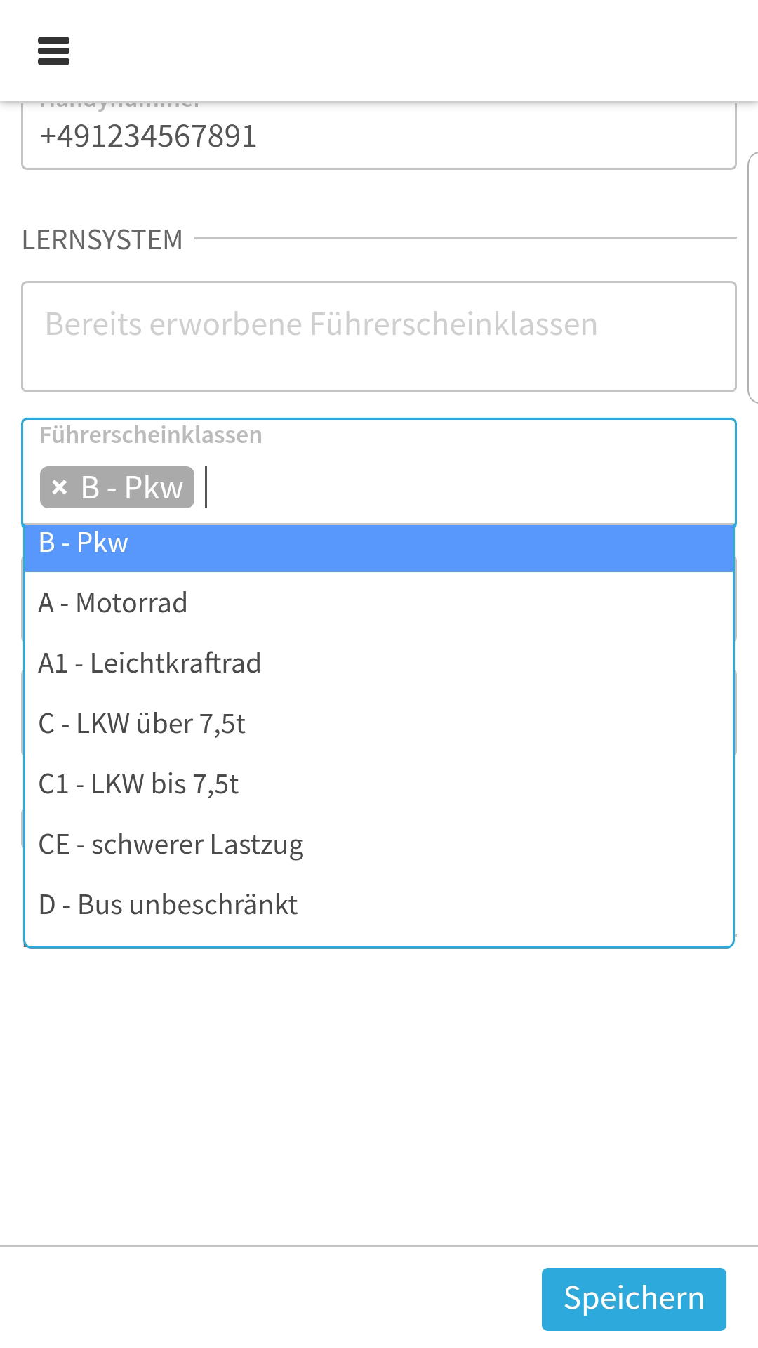 Lernstoff für alle Führerscheinklassen