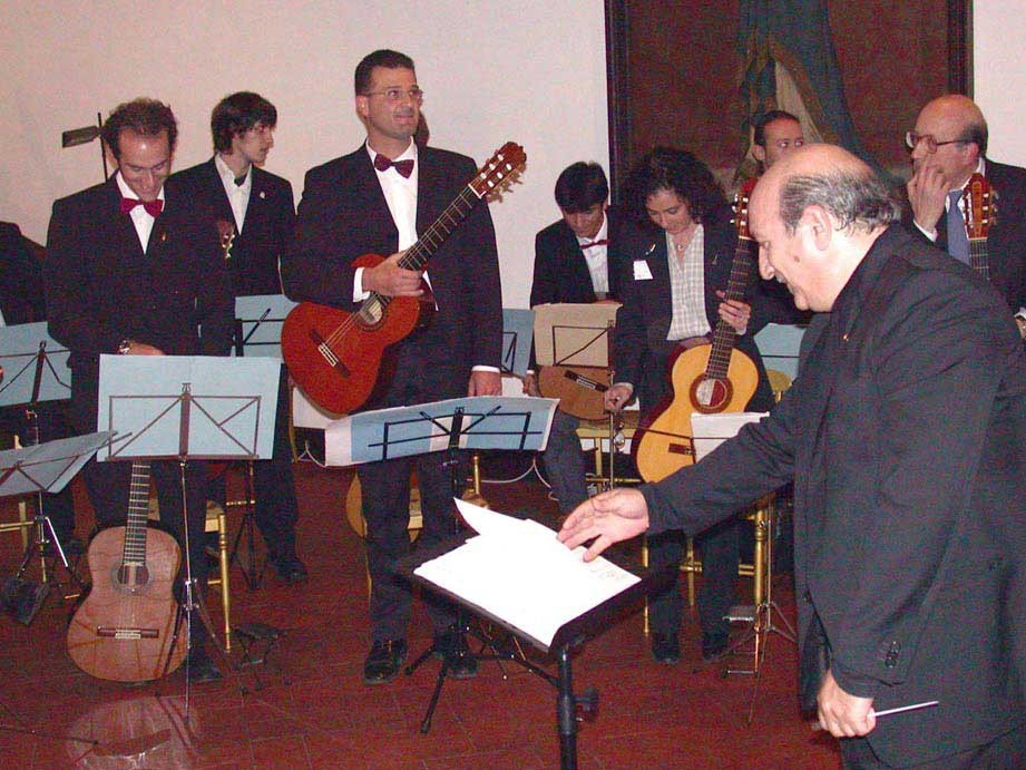6/11/2005 - BRACCIANO - Castello Odescalchi  (1° Festival Mandolinistico del Lazio) -  (dir. Franco Turchi)