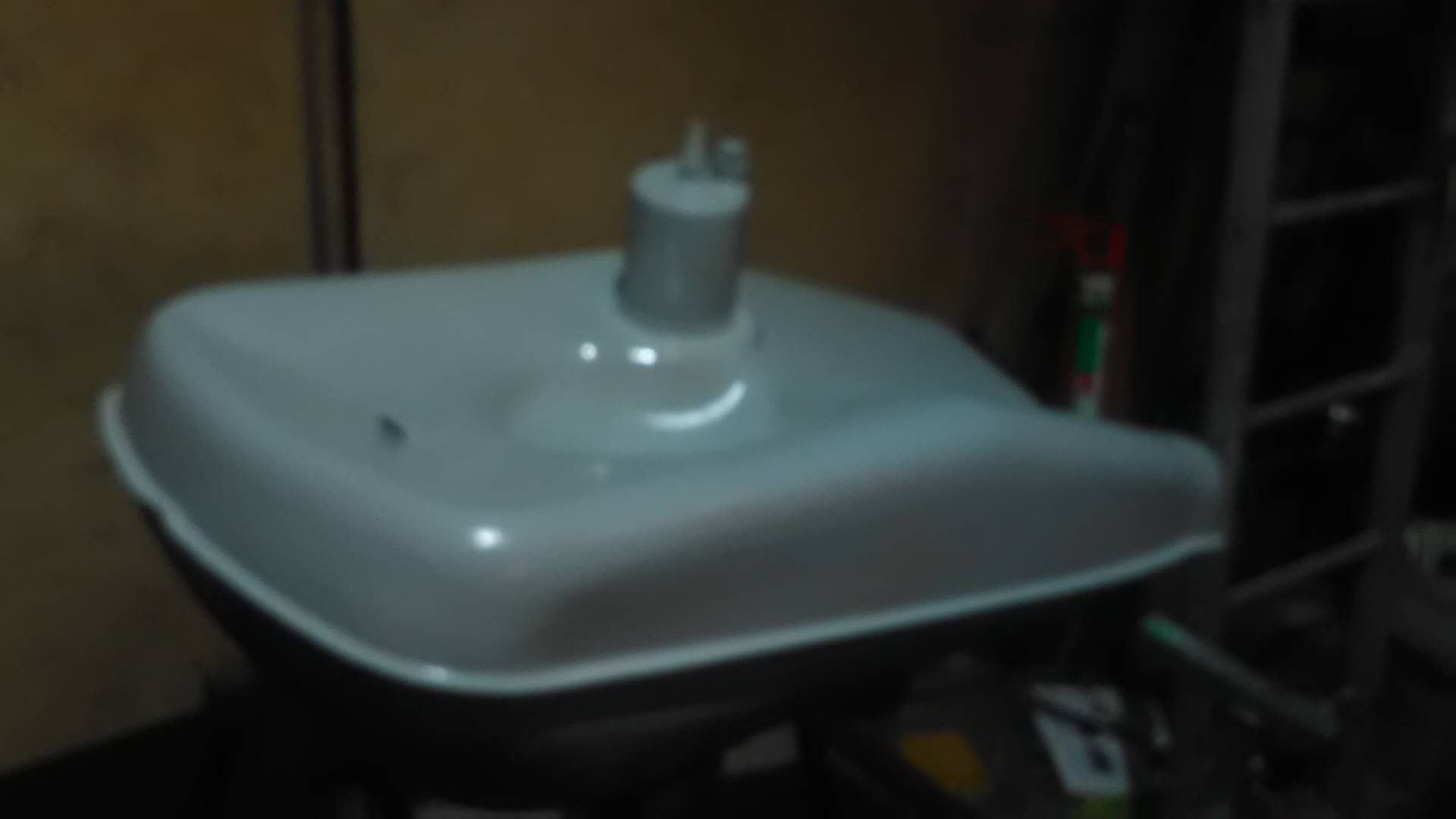 Den Tank nicht nur von außen in Optik gebracht, von innen war der komplett angerostet.....